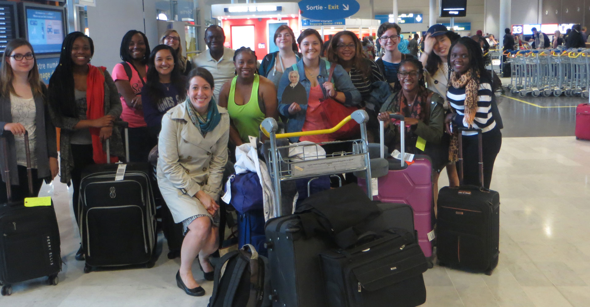 Students and faculty pose for a group photo on their Global Awareness trip to Ireland.