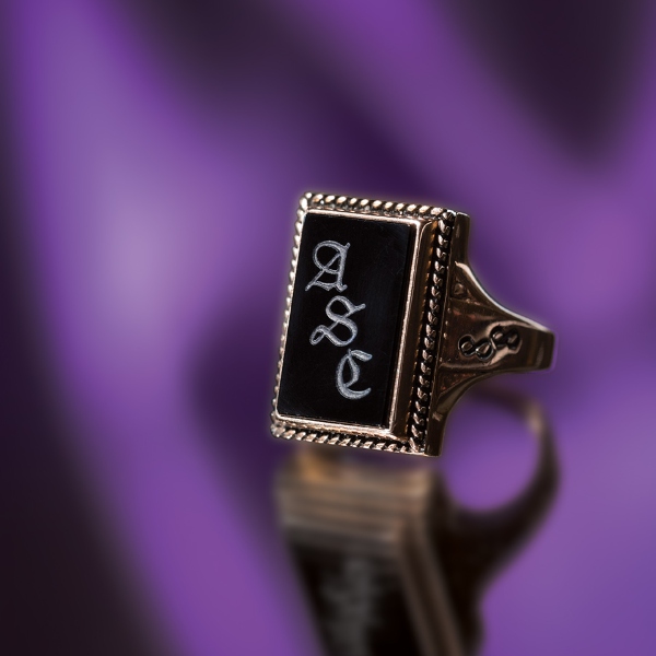 The Onyx class ring