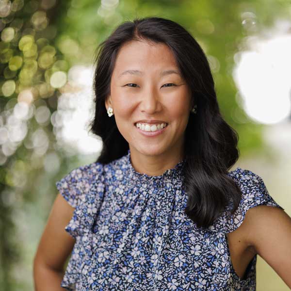 Headshot of instructor Tricia Lee