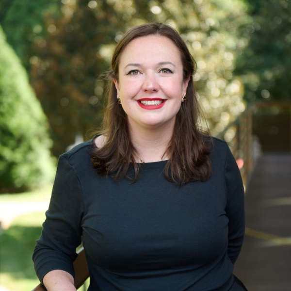 headshot of Sara Relaford